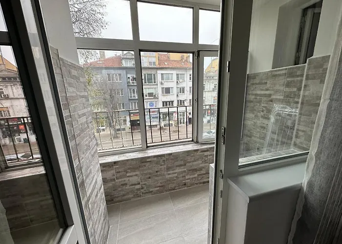 Daire опера. стил и комфорт. идеален център. Varna