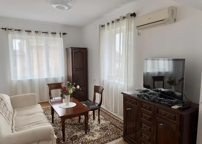 опера. стил и комфорт. идеален център. Διαμέρισμα Βάρνα